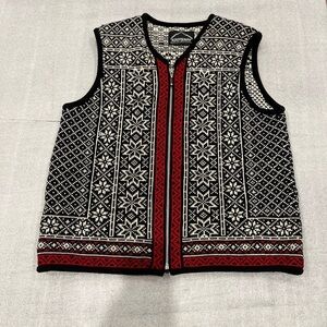 [M]VTG Kootenay Knitting Fair Isle 100 Wool Knit Vest- Canada